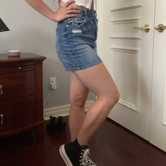 Jean Skirt - Picture 3 of 4